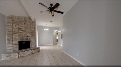 Building Photo - 12005 Tambourine Dr