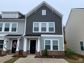 Building Photo - Beautiful Townhome in Lexington SC!