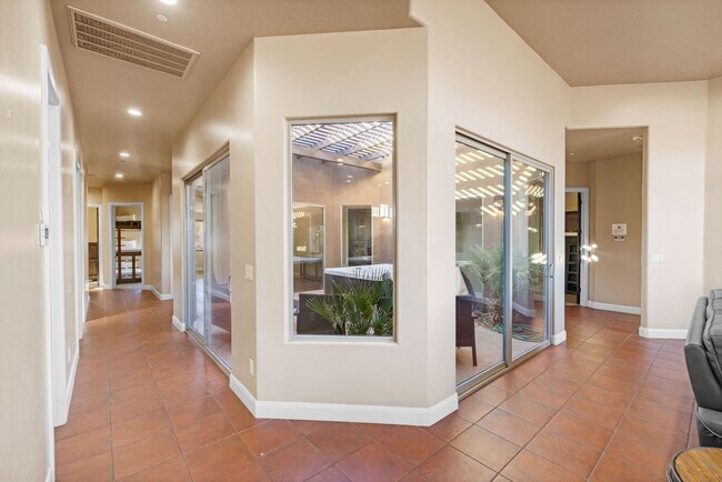 Building Photo - Sand Hollow Sunrise