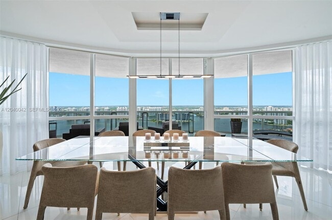Building Photo - 18201 Collins Ave
