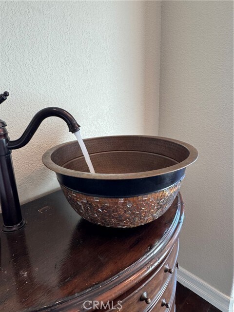 Building Photo - 703 Via Presa