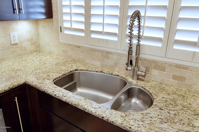 Building Photo - 8308 N 86th St