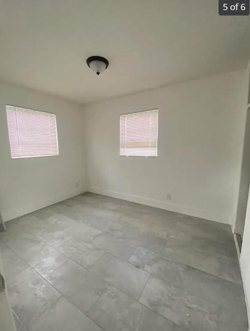 Building Photo - 3330 NW 5th Pl