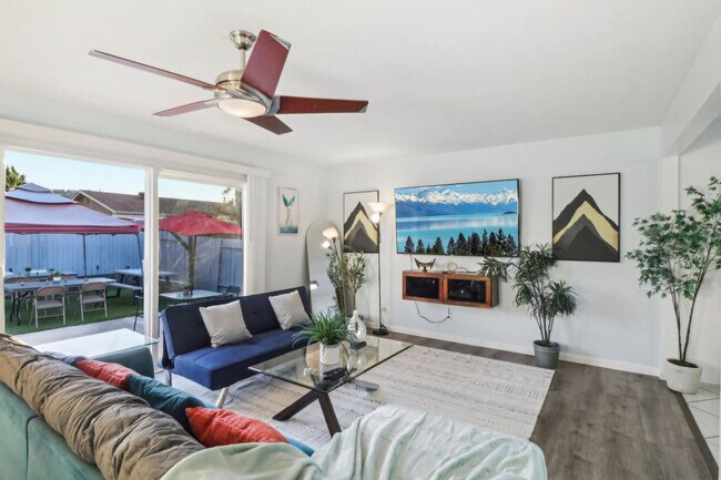 Building Photo - 1319 Lexington Ave