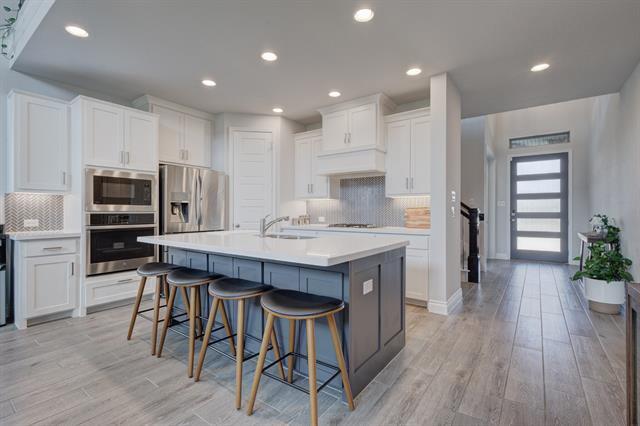 Building Photo - 830 Knoxbridge Rd