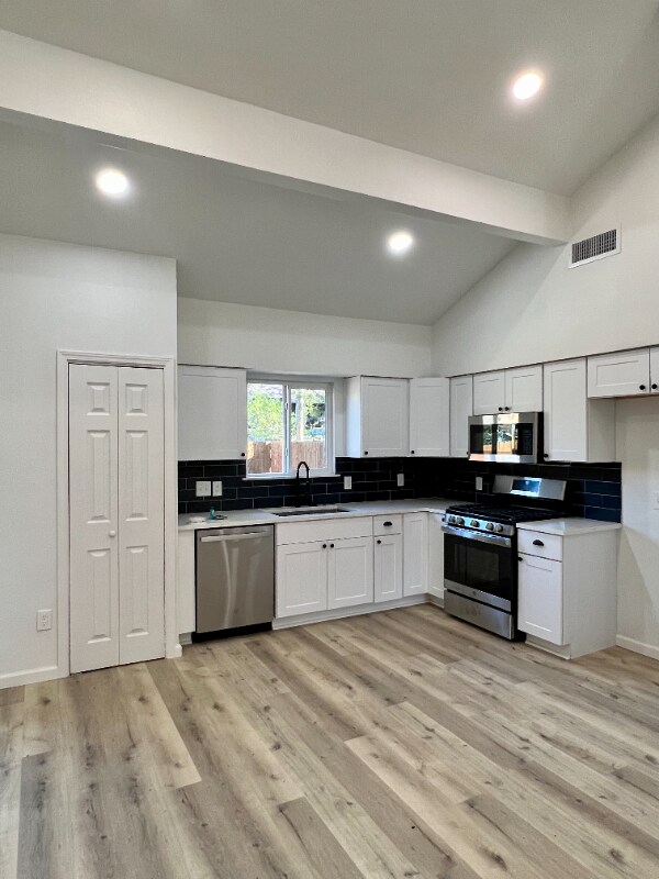 Building Photo - 6209 Reicher Dr