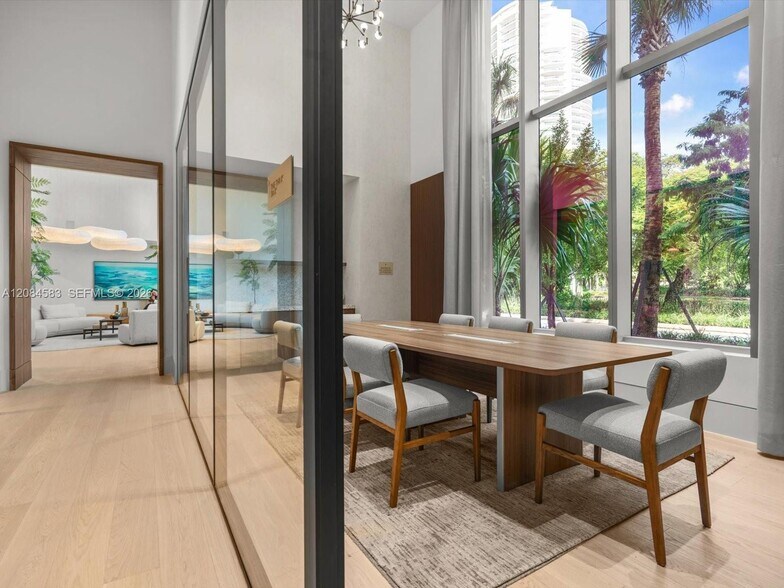 Building Photo - 2200 Brickell Ave
