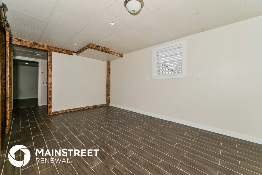 Building Photo - 5505 Malmsbury Rd NW