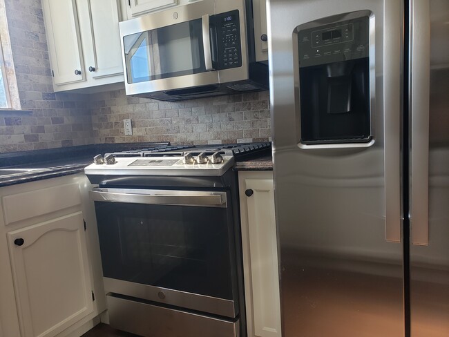 All New Appliances - 111 Country Club Dr