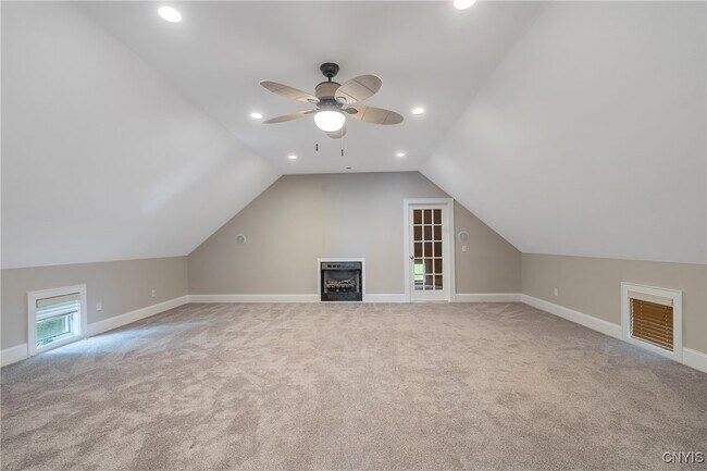 Building Photo - 1131 Marlyn Park Dr