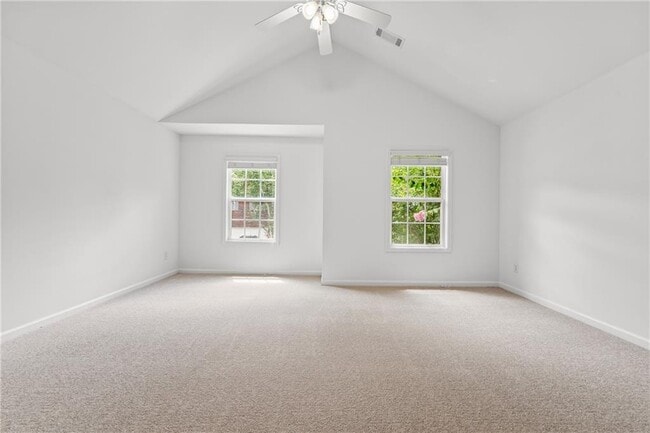 Building Photo - 350 Creek Manor Way