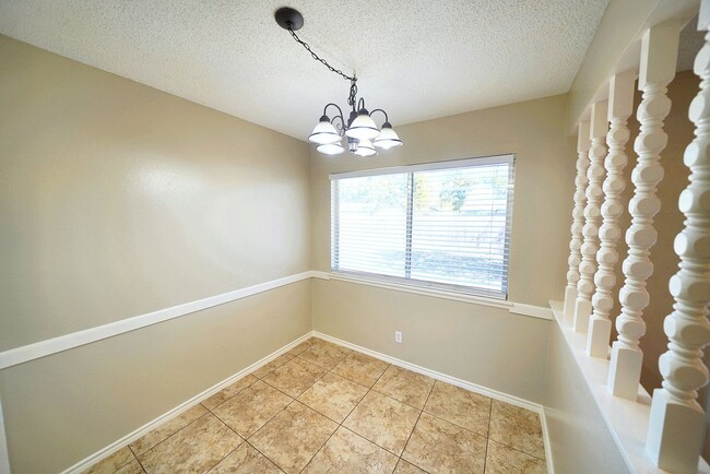 Building Photo - Move-In Ready 4-Bedroom Gem in the Heart o...