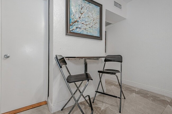 Building Photo - 6345 Collins Ave