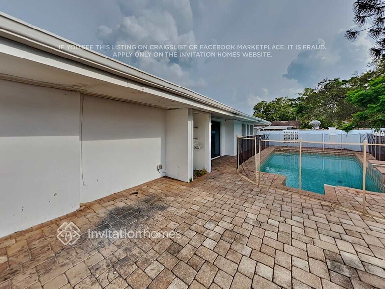 Building Photo - 14510 Apache Ave