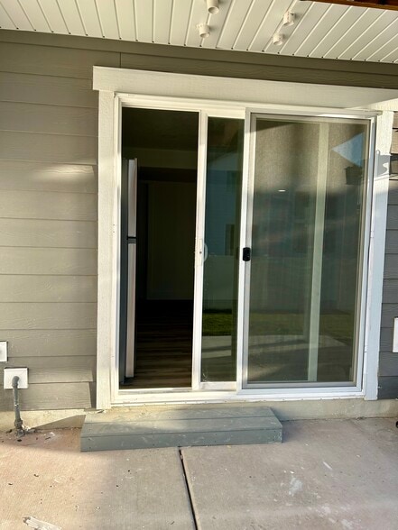 Puerta de entrada - 1313 W Caine Dr