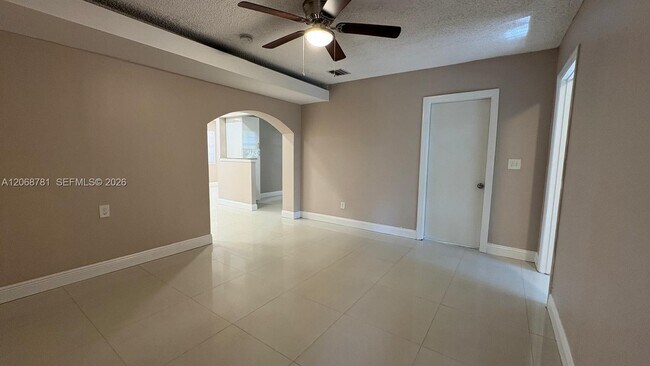 Building Photo - 251 N 68th Terrace