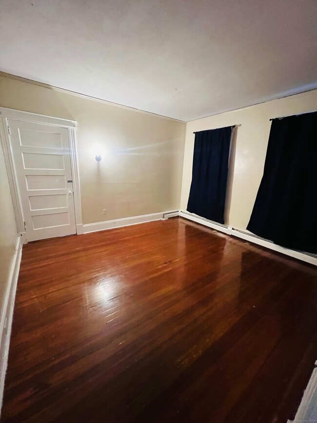 Building Photo - 378 Prospect Ave