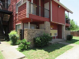 Building Photo - 9825 Walnut St