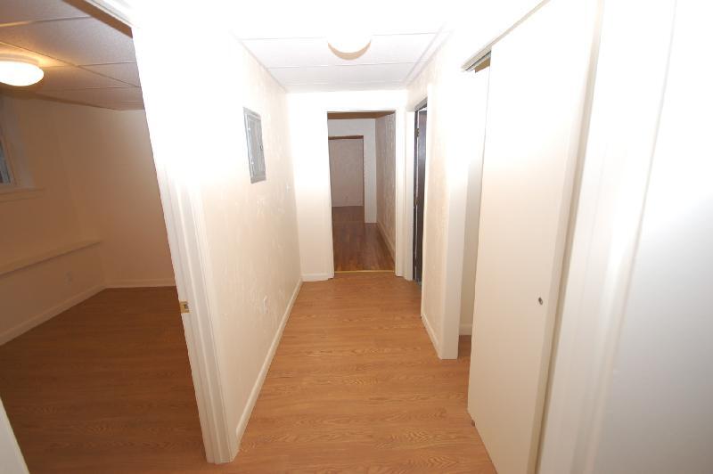 Building Photo - 8 Vinal St