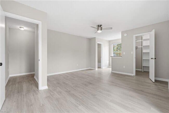 Building Photo - 317 Ferdinand Cir
