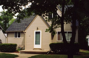 Building Photo - 1411 Rosewood St