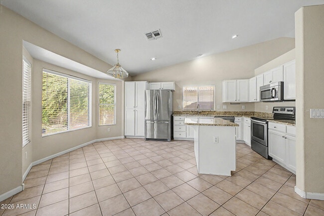 Building Photo - 8752 W Melinda Ln