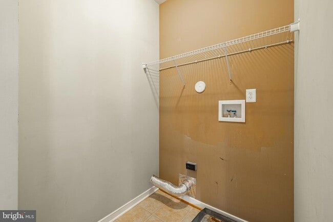 Building Photo - 2915 Murano Way