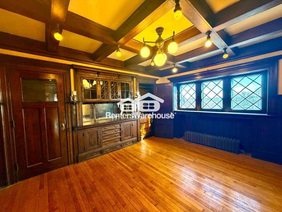 Building Photo - 669 17th St