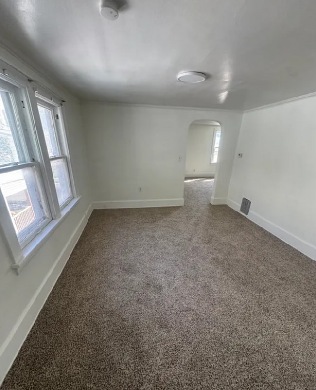 Building Photo - 1036-1038 Clay St