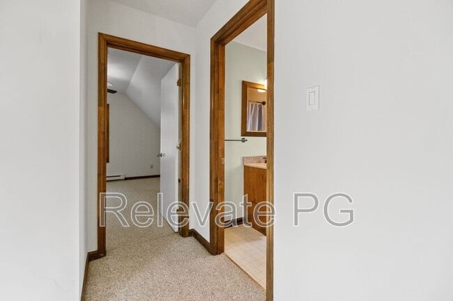 Building Photo - 12620 Thoreau Dr