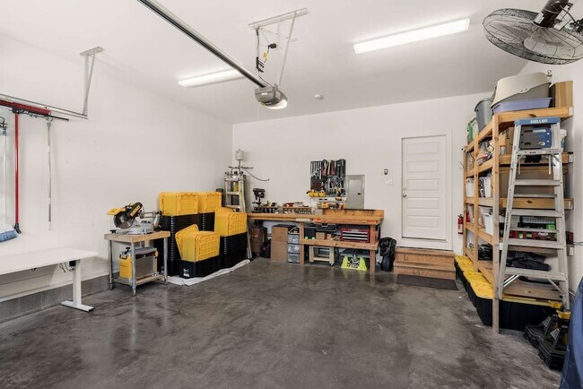 Building Photo - 429 Westboro Dr