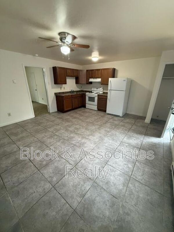 Building Photo - 306 Reece Ave