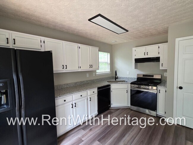 Building Photo - Beautifully maintained 3-bedroom, 2-bath home in Paulding County