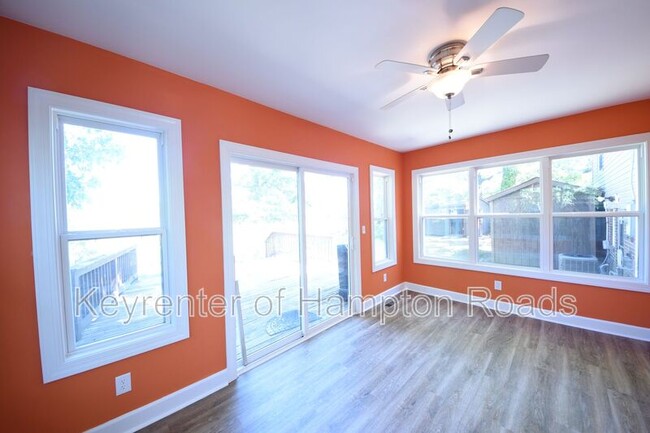 Building Photo - 8356 Cape View Ct