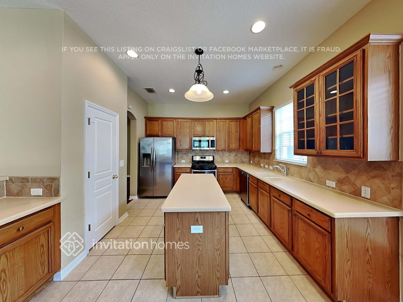 Building Photo - 6021 Churchside Dr