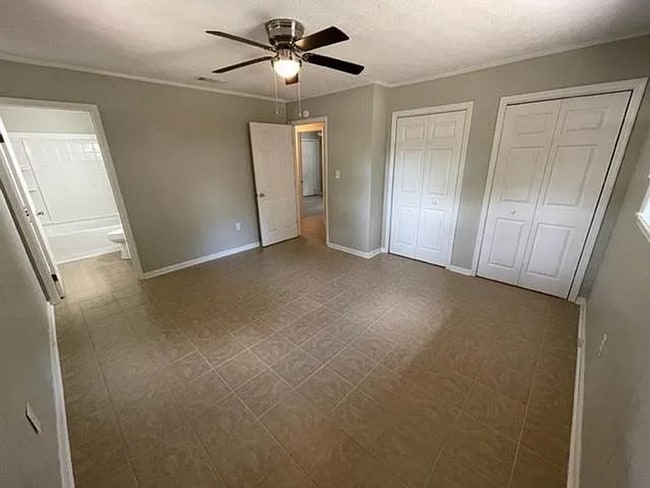 Building Photo - Cozy 3BR Ranch Home with Fenced Backyard in Springfield
