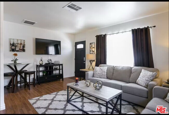 Primary Photo - 5428 Colfax Ave