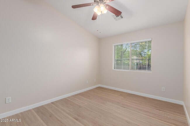 Building Photo - 2605 East Charlotte Dr