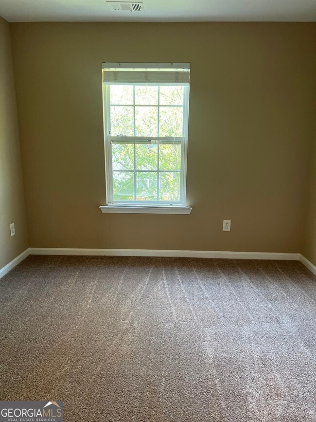 Building Photo - 3616 Utoy Dr SW