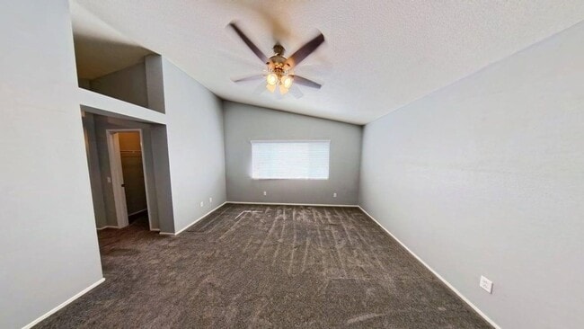 Building Photo - 526 Wrightwood Rd