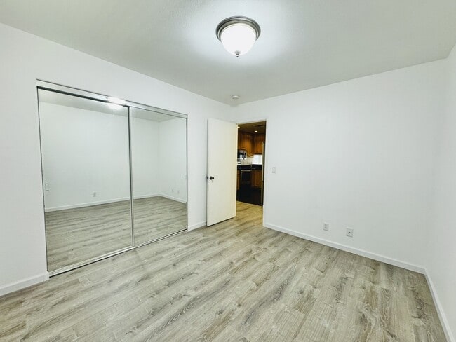 Building Photo - 633 S Kamehameha Ave