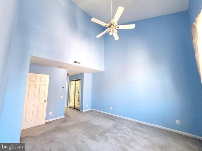 Building Photo - 6012 Ricketts Walk