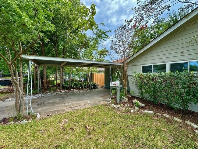 Building Photo - 3106 Maysel St