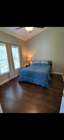 Building Photo - 124 Westhaven Dr