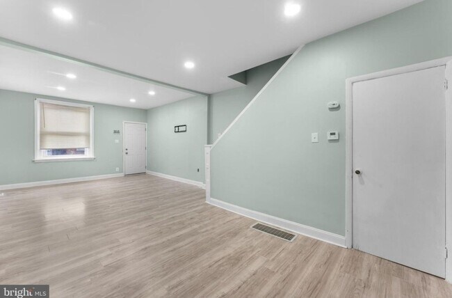 Building Photo - Big Two Bedroom House Near Germantown For ...