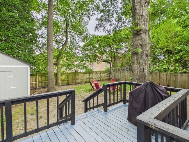 Building Photo - 7803 Nesbitt Dr