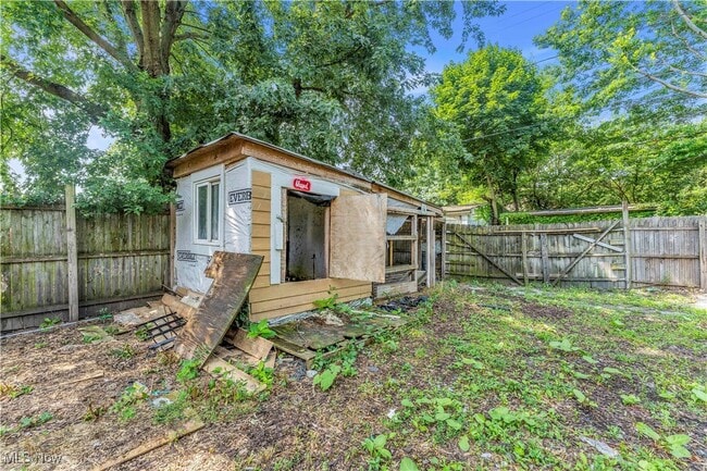 Building Photo - 3150 W 46th St
