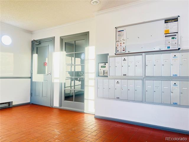 Building Photo - 15911 E Dakota Pl