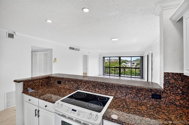 Building Photo - 3050 Presidential Way