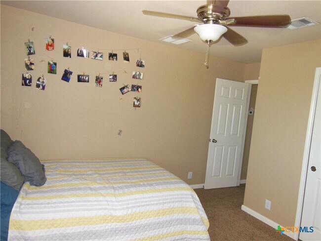 Building Photo - 2147 Brinkley Dr